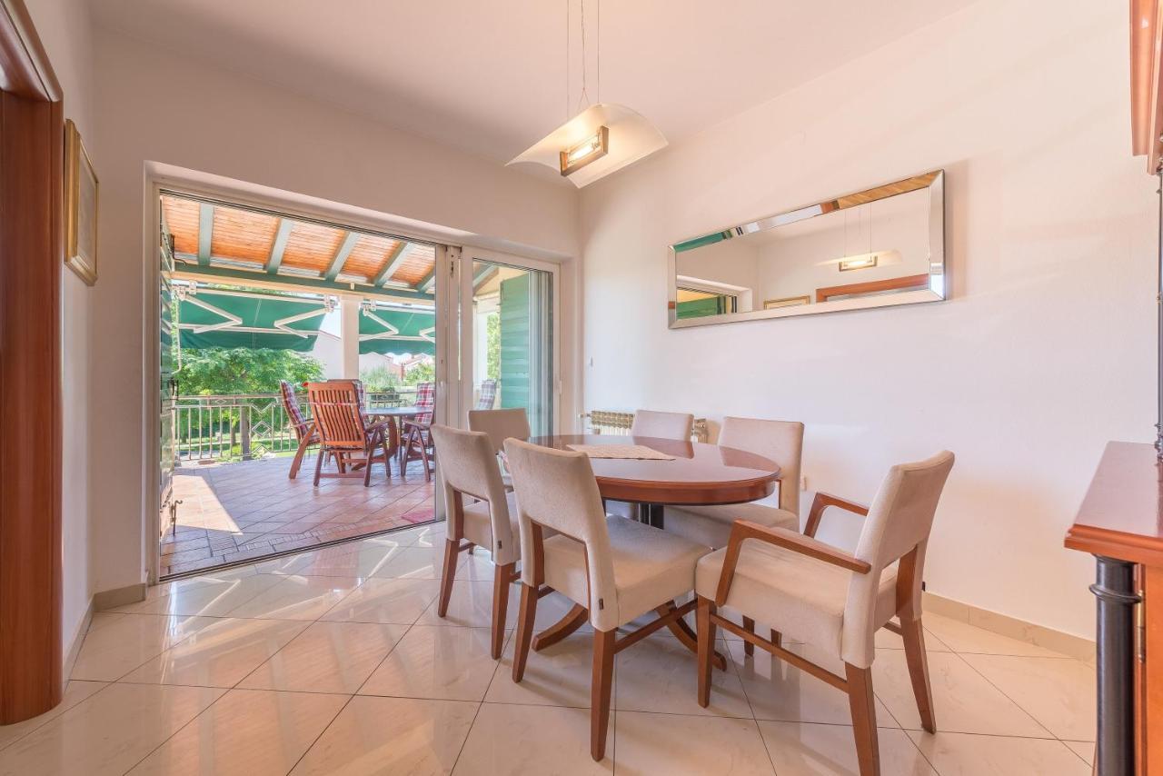 Villa Lux Nina With Six Bedrooms, Private Pool, Sauna Zadar Ngoại thất bức ảnh