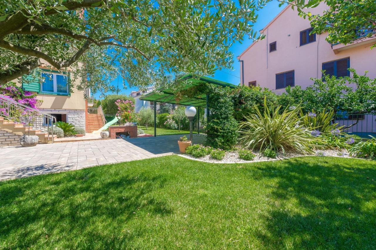 Villa Lux Nina With Six Bedrooms, Private Pool, Sauna Zadar Ngoại thất bức ảnh
