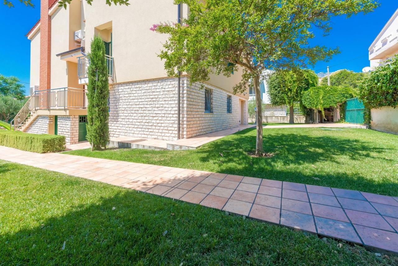 Villa Lux Nina With Six Bedrooms, Private Pool, Sauna Zadar Ngoại thất bức ảnh