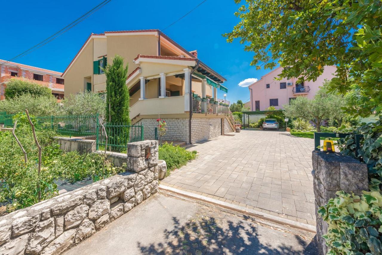 Villa Lux Nina With Six Bedrooms, Private Pool, Sauna Zadar Ngoại thất bức ảnh