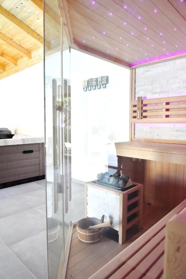 Villa Lux Nina With Six Bedrooms, Private Pool, Sauna Zadar Ngoại thất bức ảnh