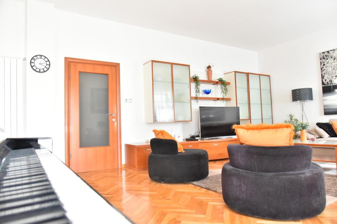 Villa Lux Nina With Six Bedrooms, Private Pool, Sauna Zadar Ngoại thất bức ảnh