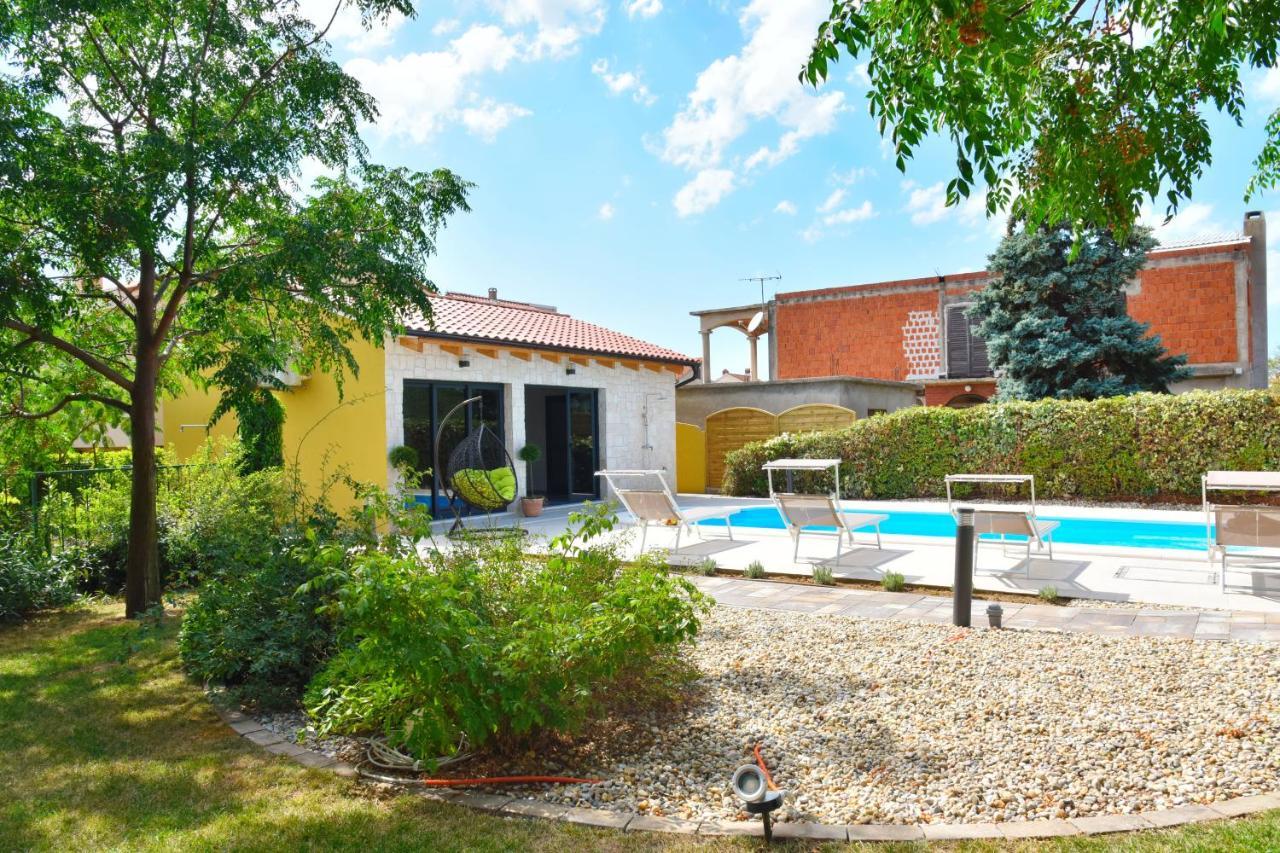 Villa Lux Nina With Six Bedrooms, Private Pool, Sauna Zadar Ngoại thất bức ảnh
